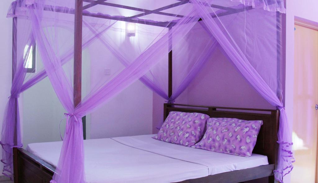 Relax Inn ฮิกคาดูวา ห้อง รูปภาพ