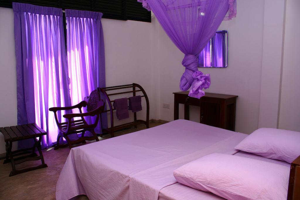 Relax Inn ฮิกคาดูวา ห้อง รูปภาพ