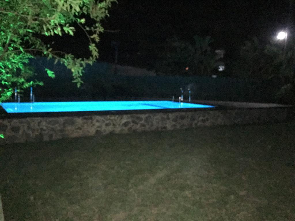 Relax Inn ฮิกคาดูวา ภายนอก รูปภาพ