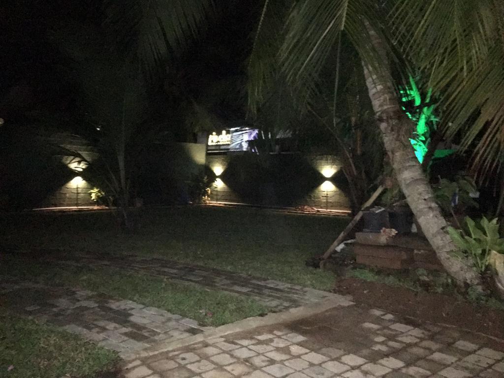 Relax Inn ฮิกคาดูวา ภายนอก รูปภาพ