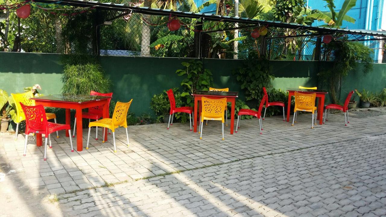 Relax Inn ฮิกคาดูวา ภายนอก รูปภาพ