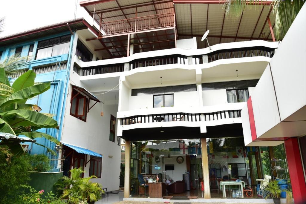 Relax Inn ฮิกคาดูวา ภายนอก รูปภาพ